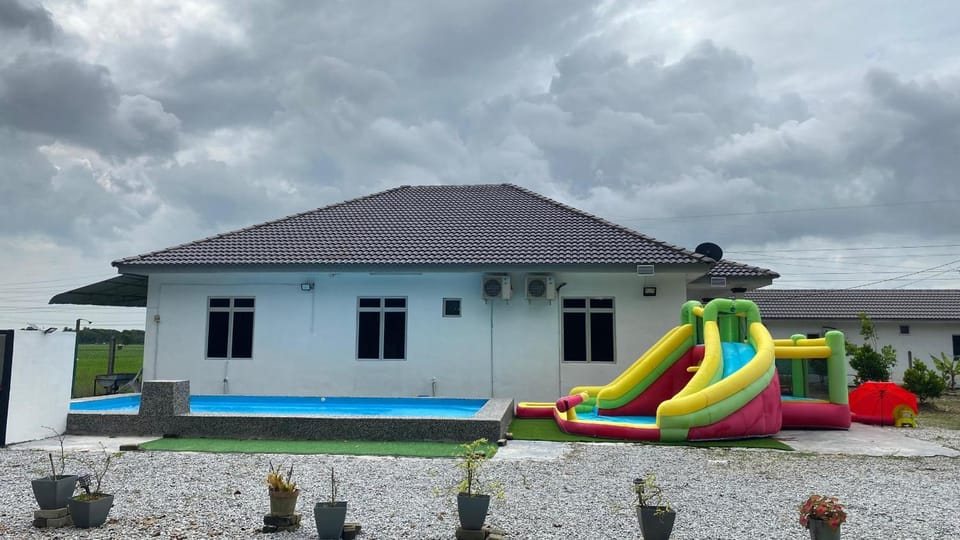 Pool view