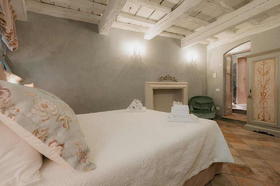 Bed, Bedroom, hair dryier, internet, towels, wardrobe, air conditioner