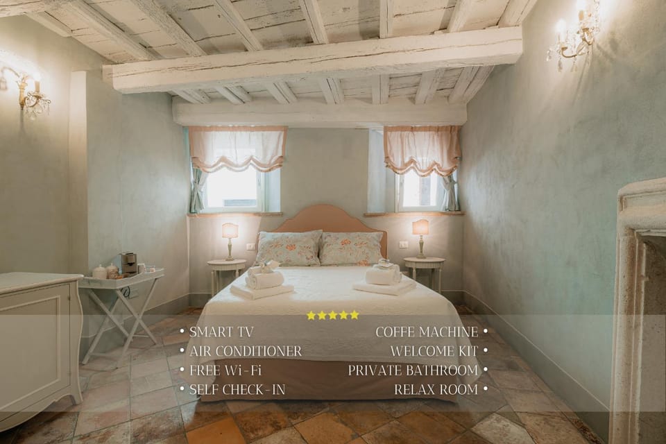 Bed, TV and multimedia, Coffee/tea facilities, Bedroom, internet, towels, air conditioner