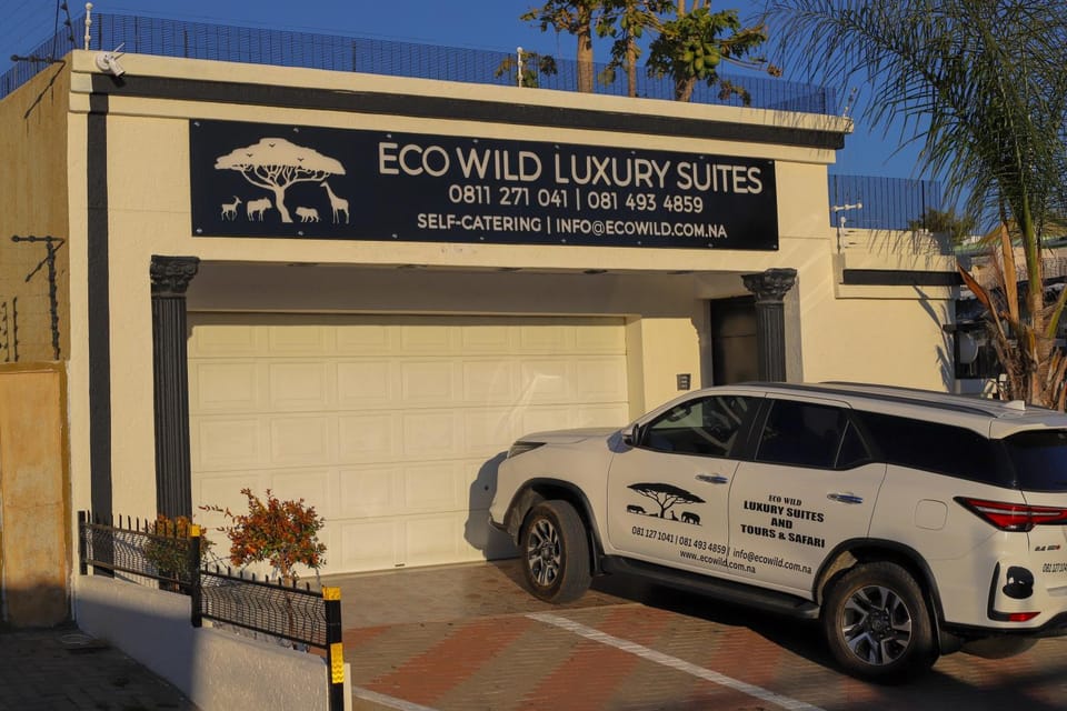 Property logo or sign, Logo/Certificate/Sign, Street view, Parking