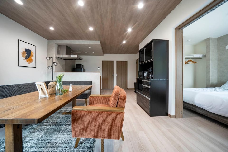 Living room, Dining area