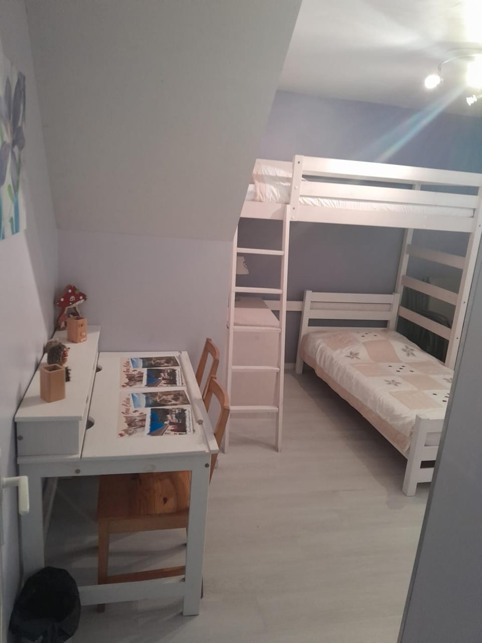 bunk bed