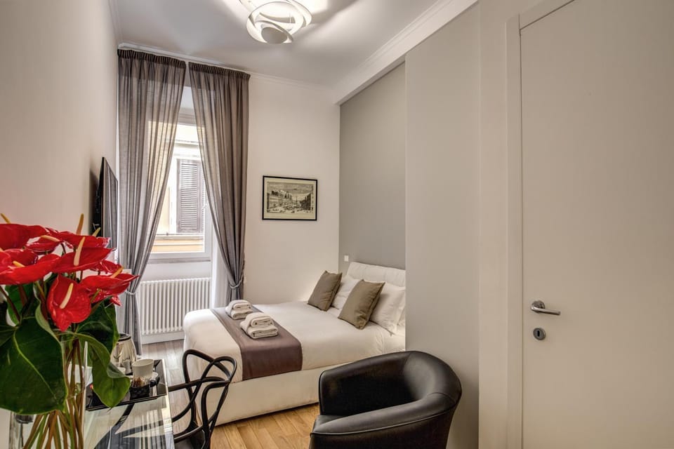 Day, Photo of the whole room, Bedroom
