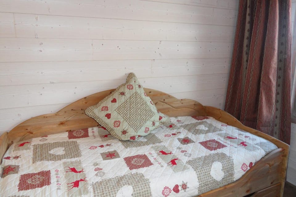 Résidence Mont Vallon - STUDIO DANS UNE RÉSIDENCE CALME AVEC PARKING PRIVATIF MAE-7688 Apartment in Les Allues
