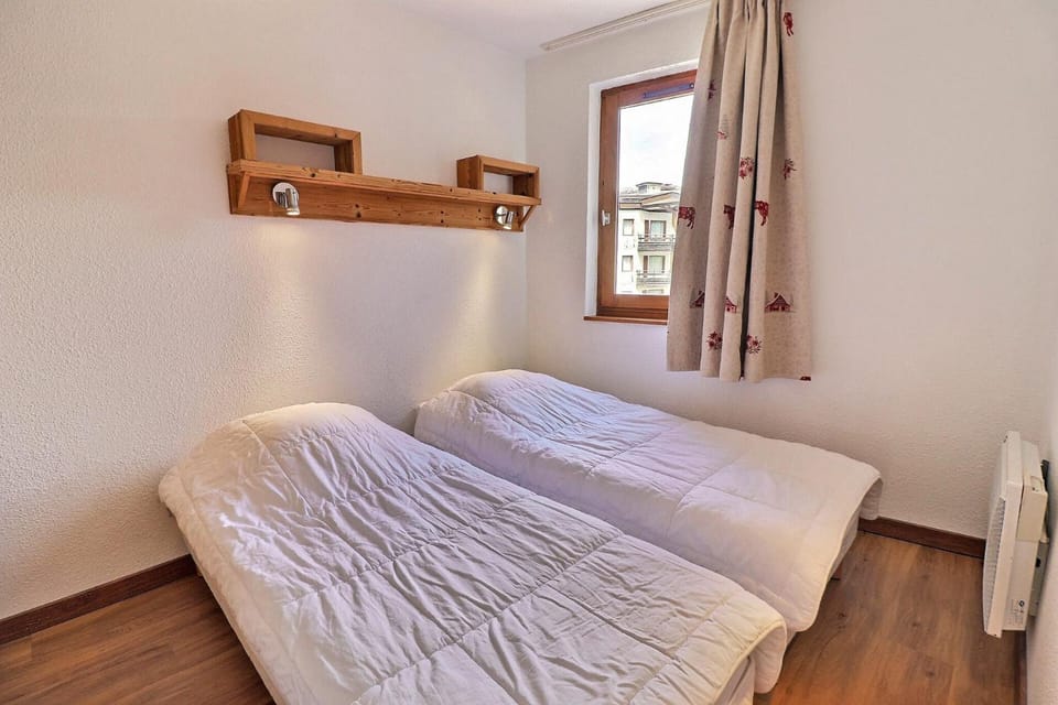 Résidence Grand Bois B - CONFORTABLE 2 PIECES + CABINE, SKIS AUX PIEDS ET PROCHE DES COMMERCES MAE-3244 Cabin in Les Allues