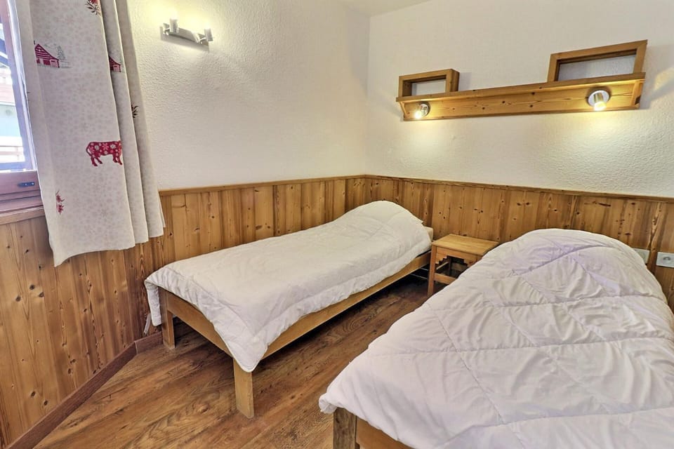 Résidence Grand Bois B - CONFORTABLE 2 PIECES, SKIS AUX PIEDS ET PROCHE DES COMMERCES MAE-3254 Apartment in Les Allues
