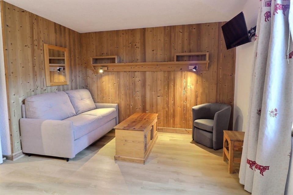 Résidence Grand Bois B - CONFORTABLE 2 PIECES, SKIS AUX PIEDS ET PROCHE DES COMMERCES MAE-3254 Apartment in Les Allues