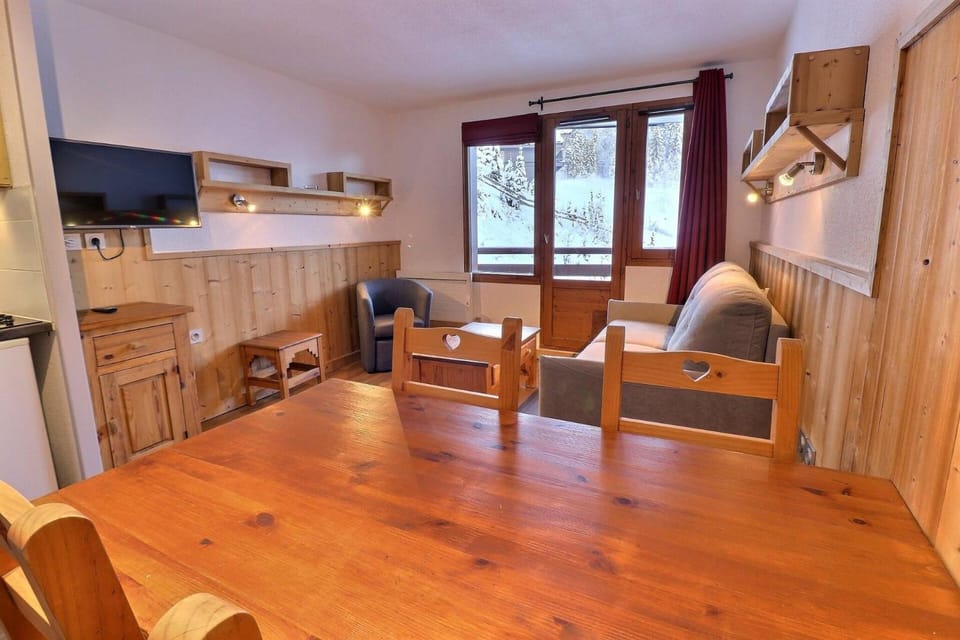Résidence Grand Bois B - CONFORTABLE 2 PIECES, SKIS AUX PIEDS ET PROCHE DES COMMERCES MAE-3294 Apartment in Les Allues