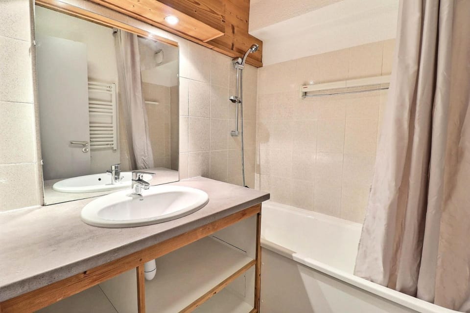 Résidence Grand Bois B - CONFORTABLE 2 PIECES, SKIS AUX PIEDS ET PROCHE DES COMMERCES MAE-3334 Apartment in Les Allues