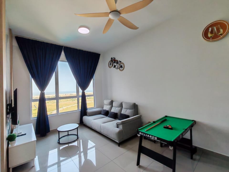 Snorkeling, TV and multimedia, Living room, Seating area