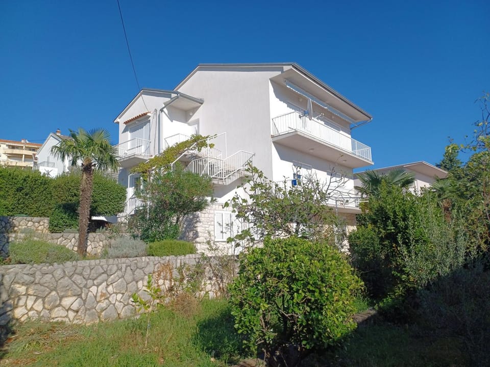 Apartments Simona Apartment in Primorje-Gorski Kotar County