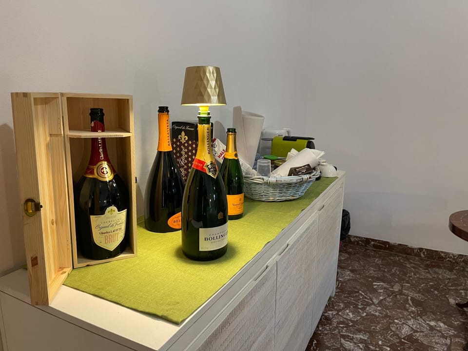 Food and drinks