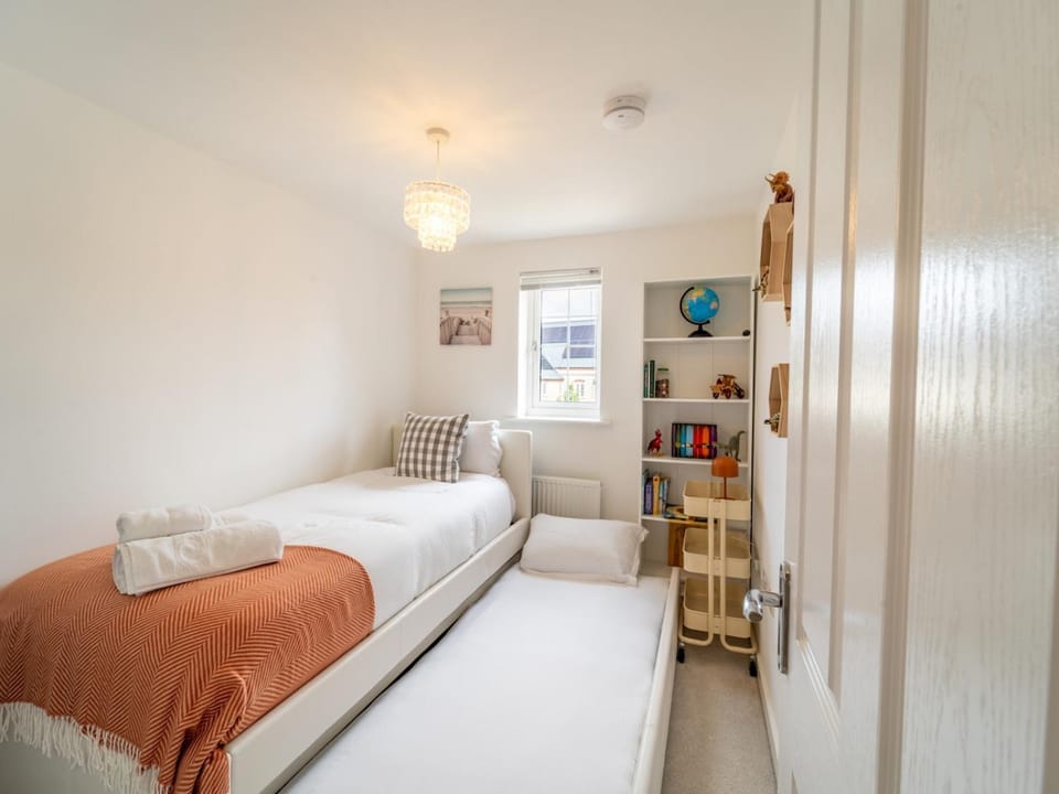 Bed, Other, Bedroom