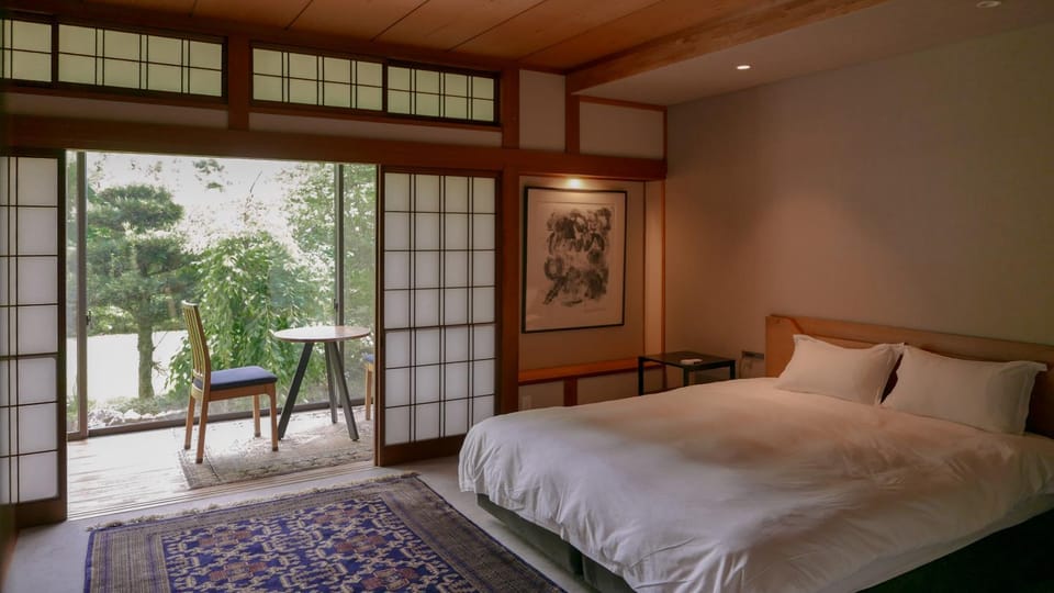 Bed, View (from property/room), Balcony/Terrace, Photo of the whole room, Bedroom