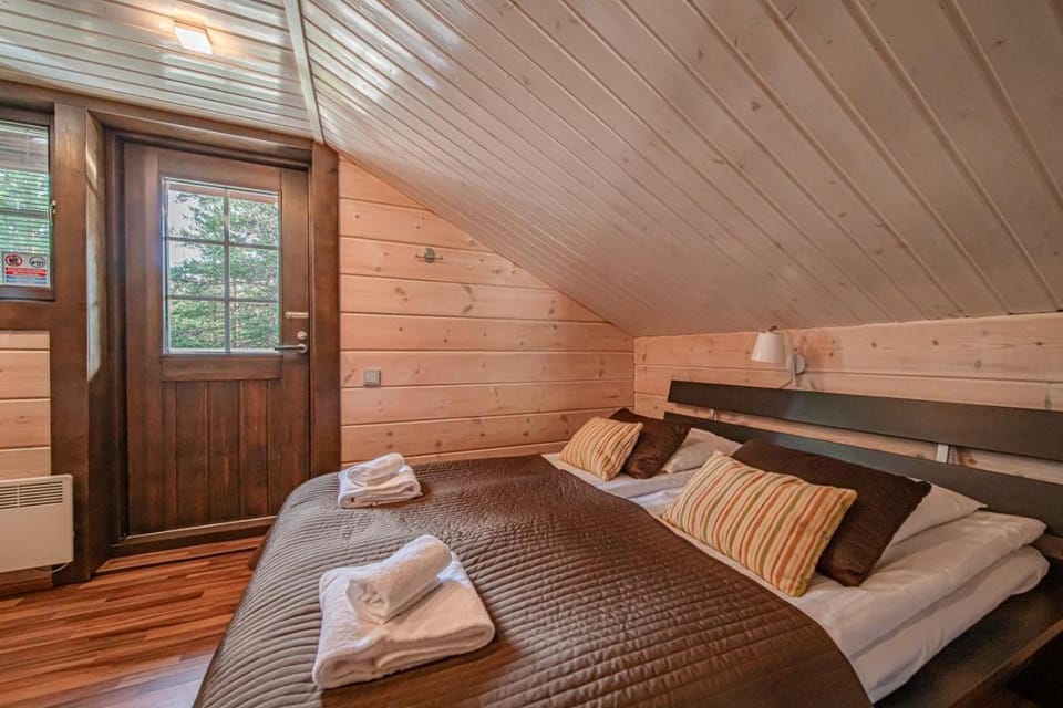 Bed, Balcony/Terrace, Photo of the whole room, Bedroom, heating, internet, towels