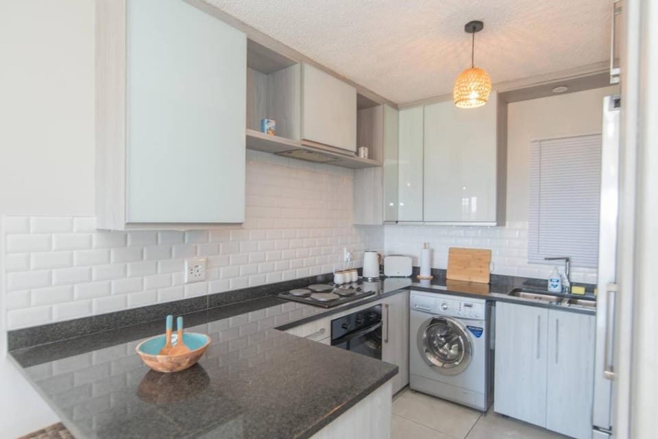 6 On The Beach Apartment in Port Elizabeth
