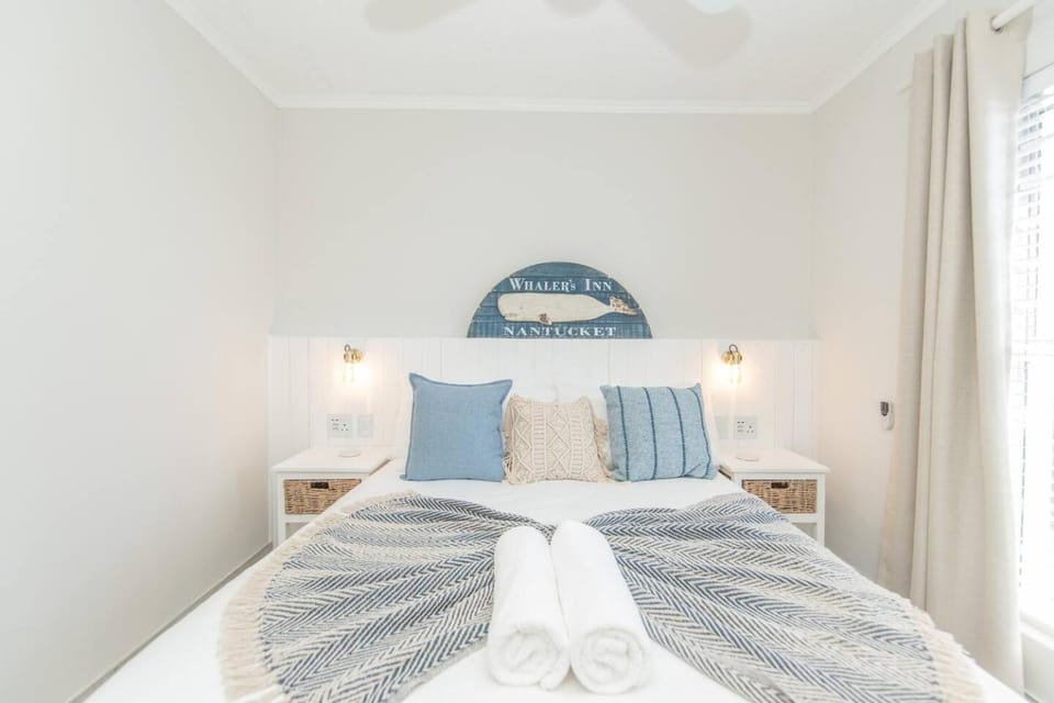 6 On The Beach Apartment in Port Elizabeth