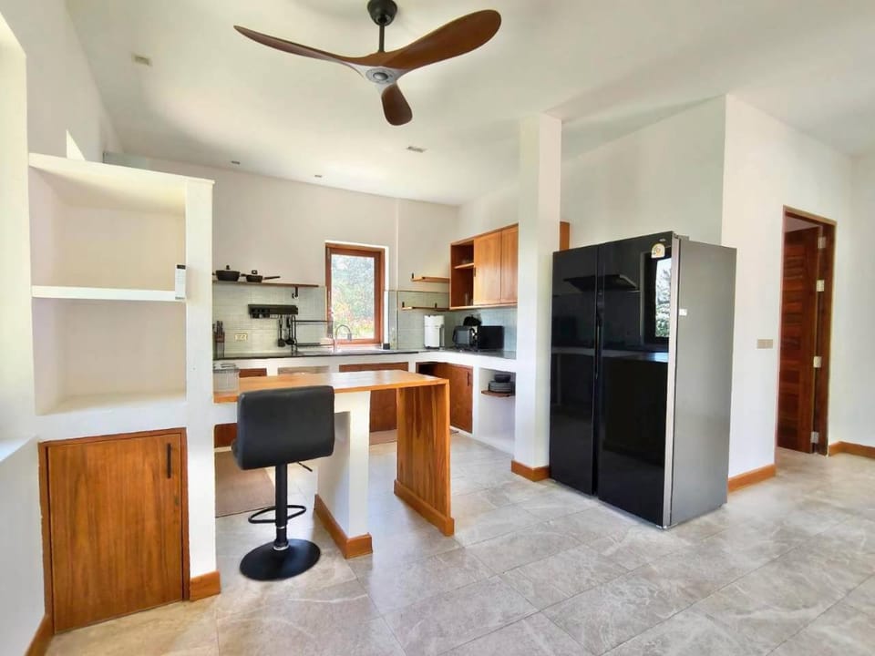 Kitchen or kitchenette, Communal kitchen, kitchen, kitchen