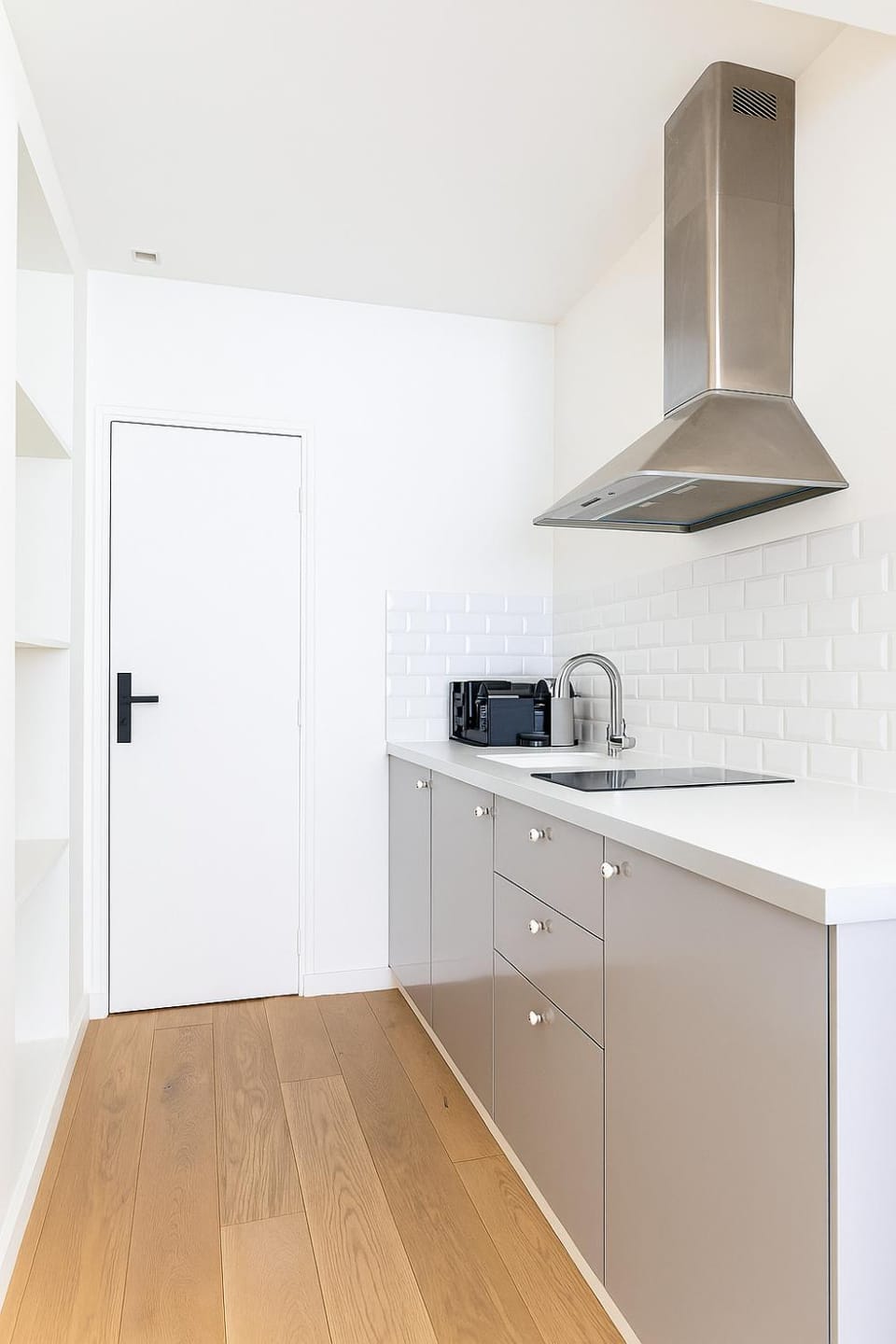 Kitchen or kitchenette, stove