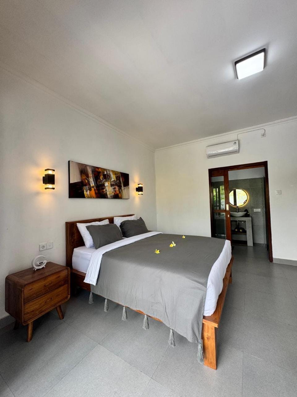 Bed, Bedroom, air conditioner