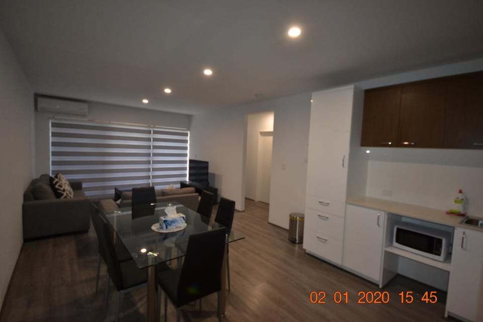 Self contained Two Bedroom Apartment Apartment in Kelmscott