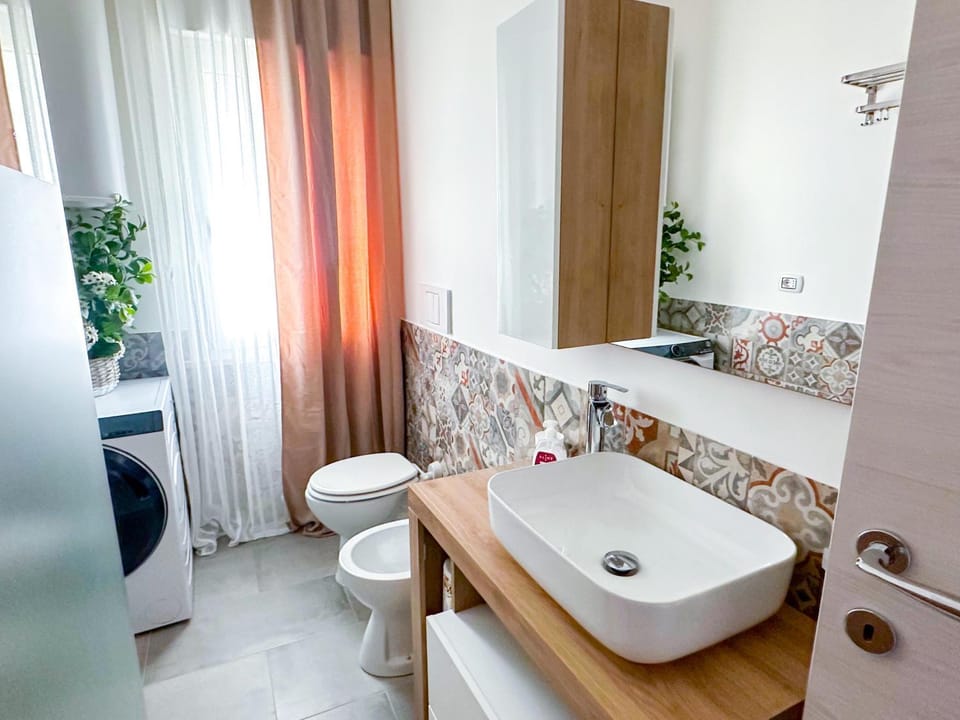 Shower, Toilet, Bathroom, bidet
