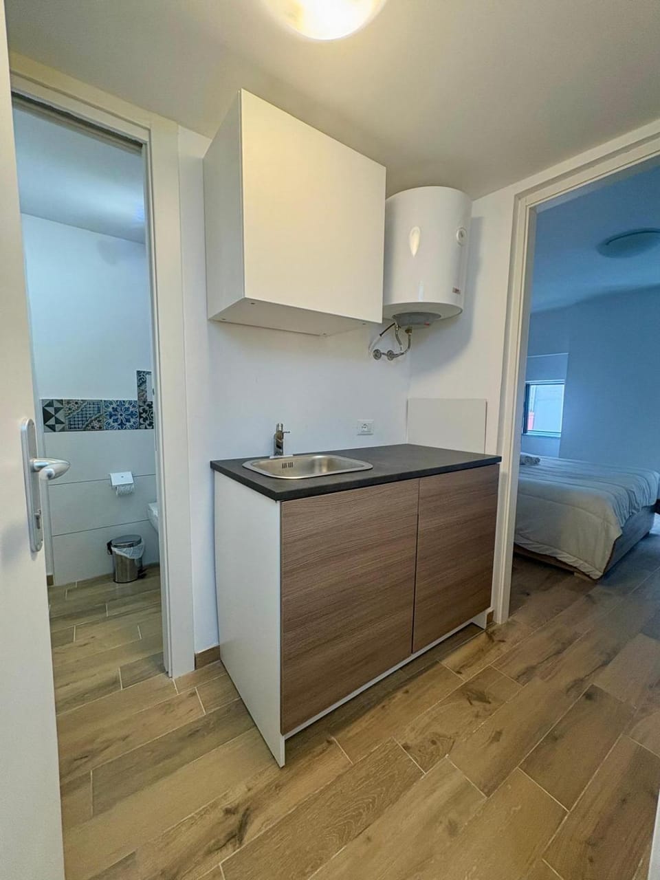 Kitchen or kitchenette, Photo of the whole room