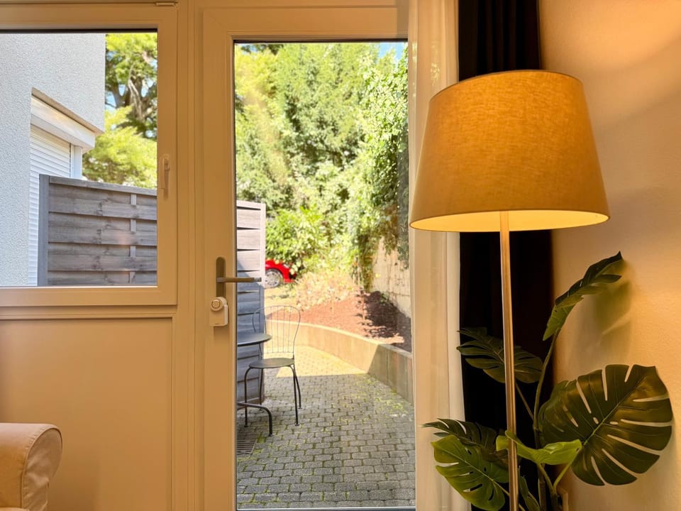 Living room, Garden view