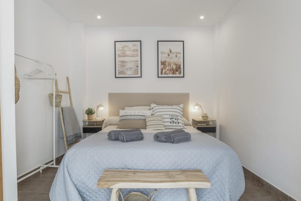 Living room, Bedroom