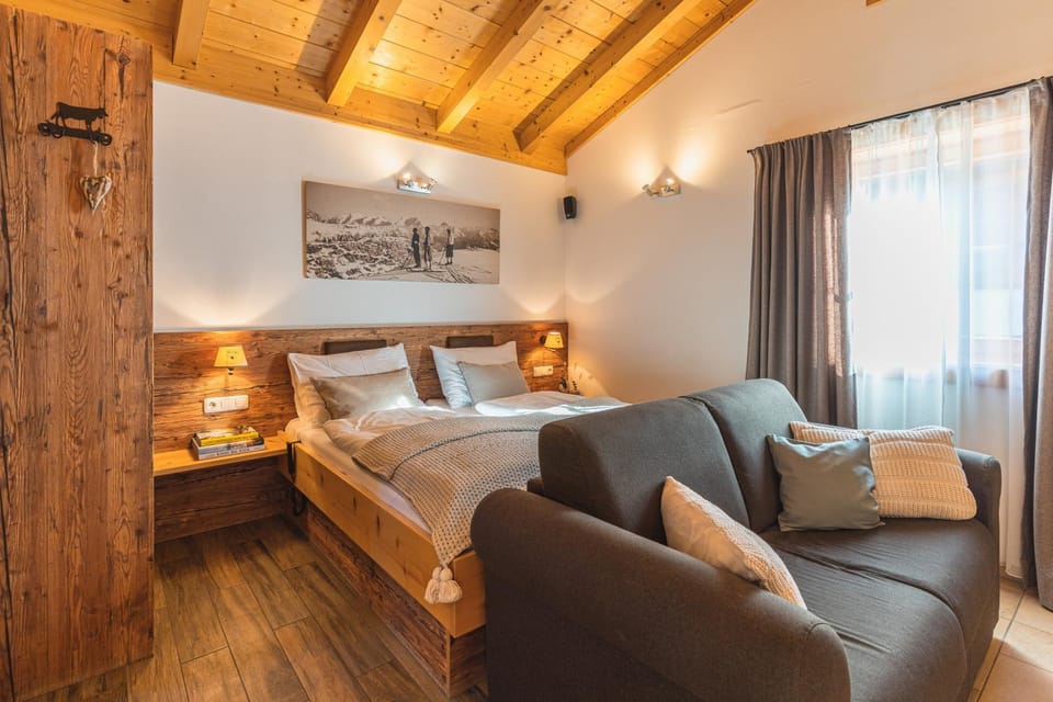 Dorfchalets - Chalet Lausi inkl Tauern Spa Therme Eintritt & Sommerkarte House in Piesendorf