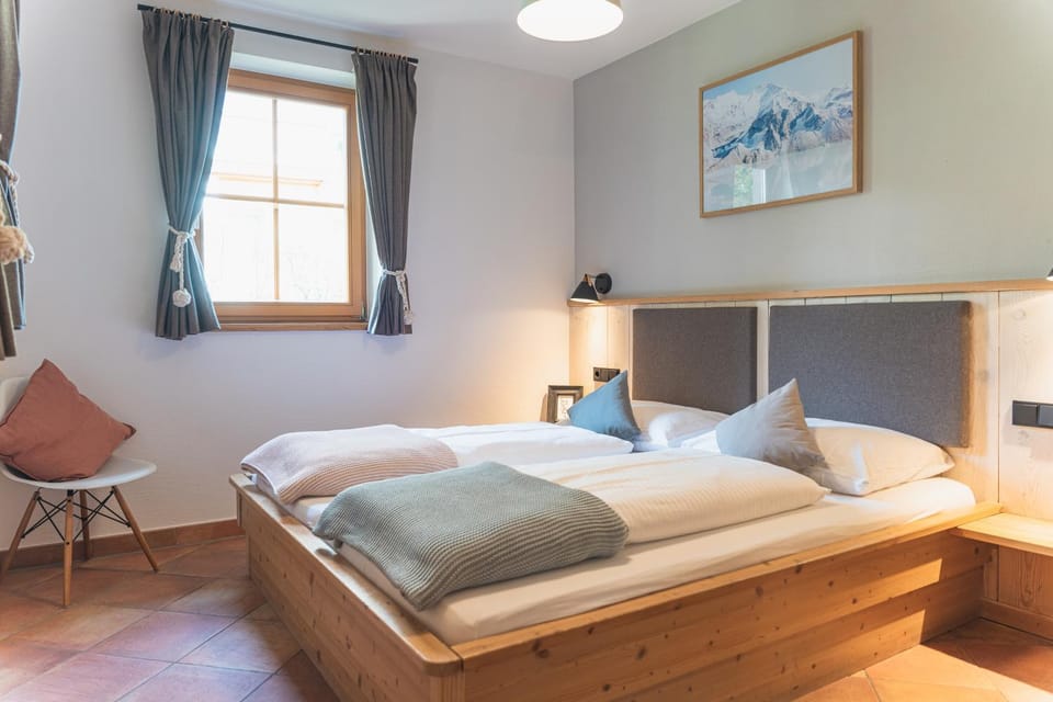 Dorfchalets - Chalet Alma inkl Tauern Spa Therme Eintritt & Sommerkarte House in Piesendorf