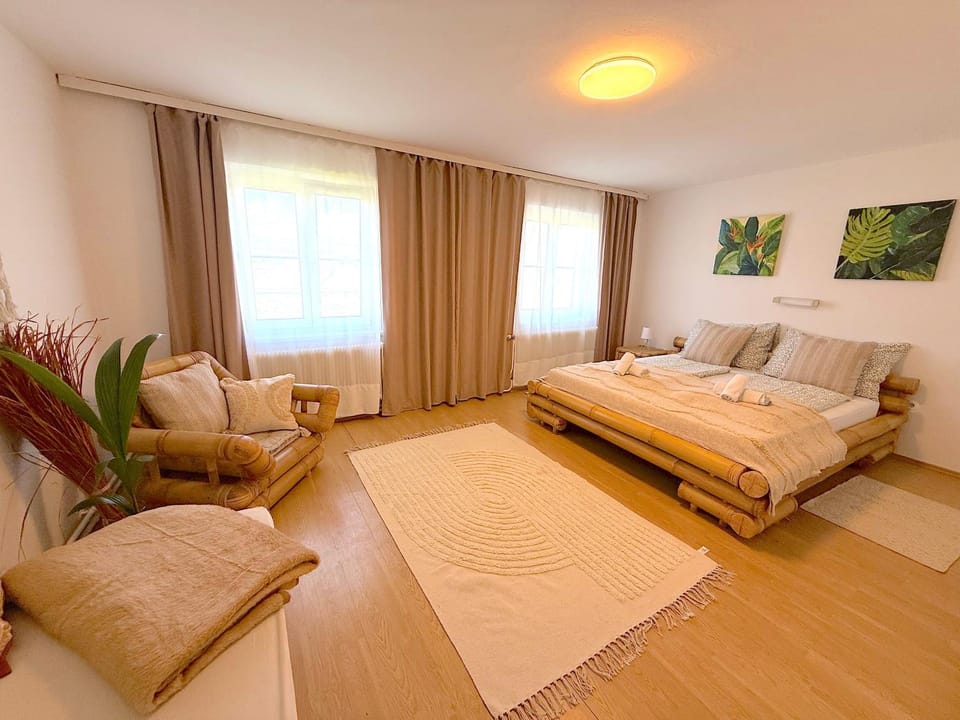Bed, Bedroom