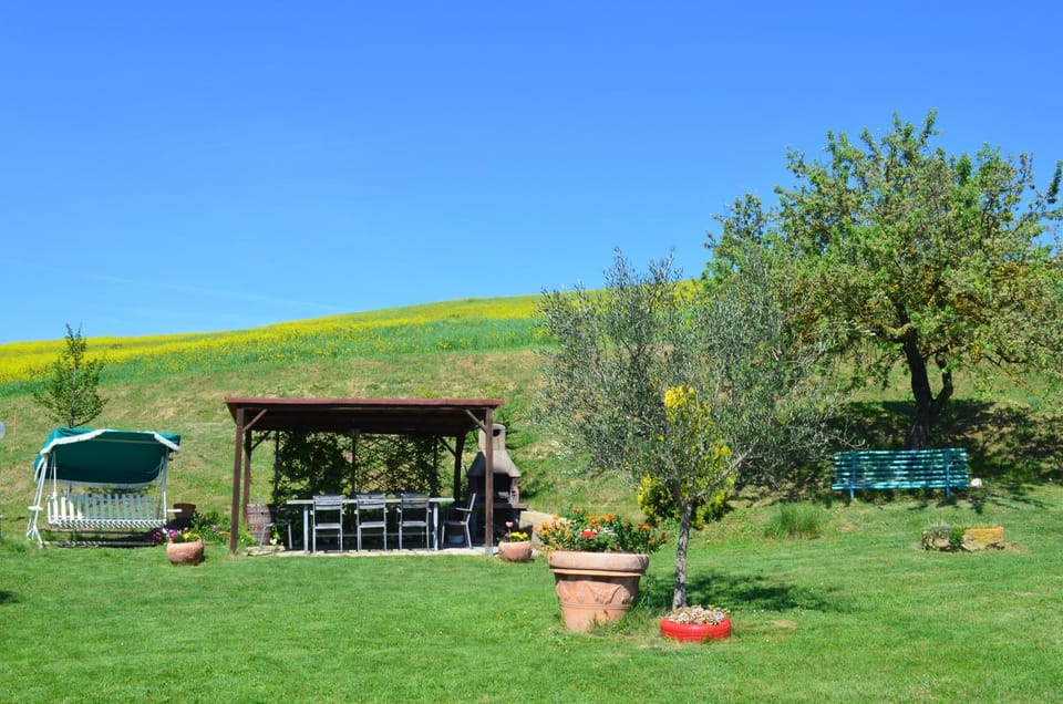BBQ facilities, Garden