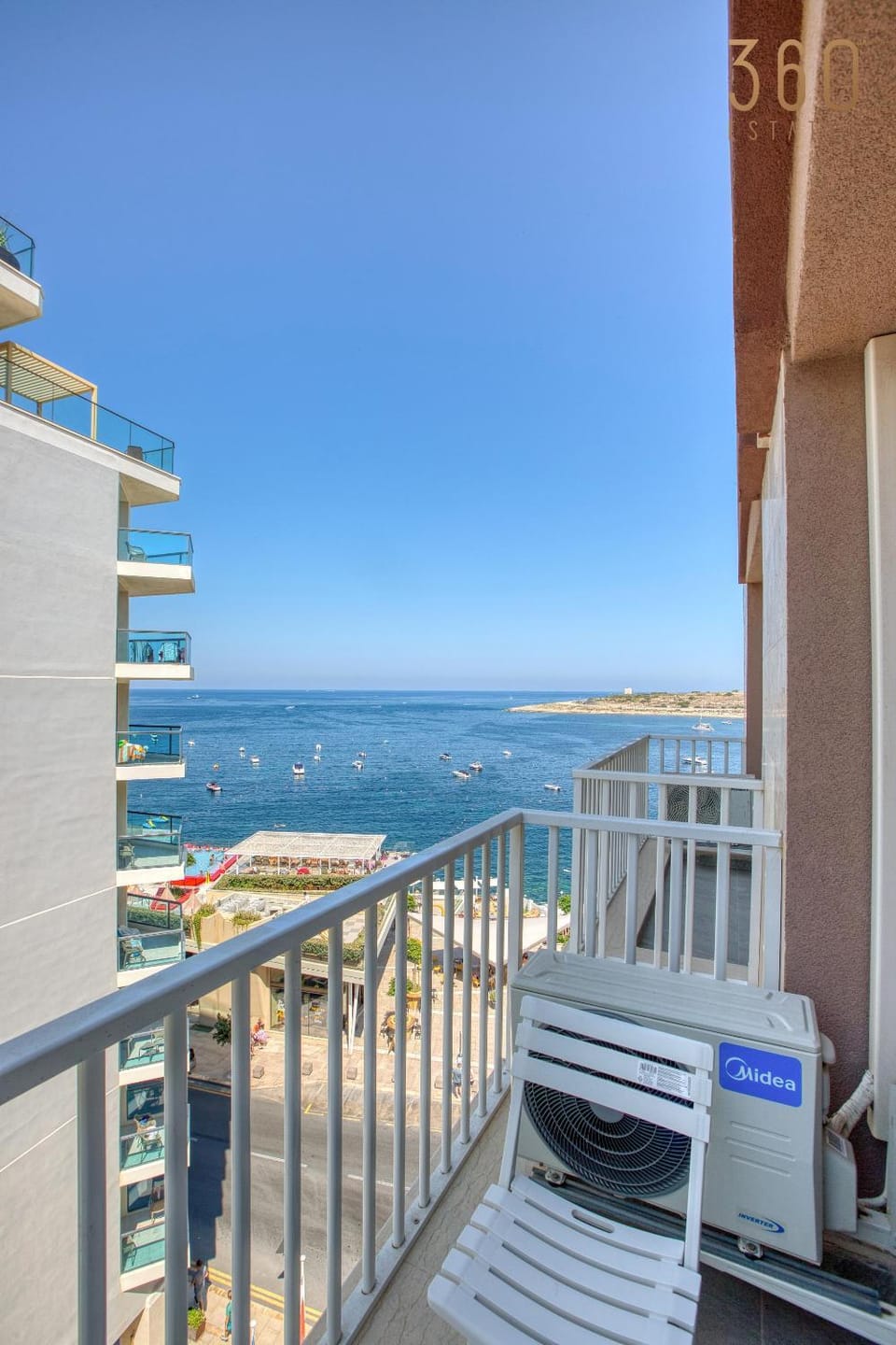 Natural landscape, Balcony/Terrace, Sea view