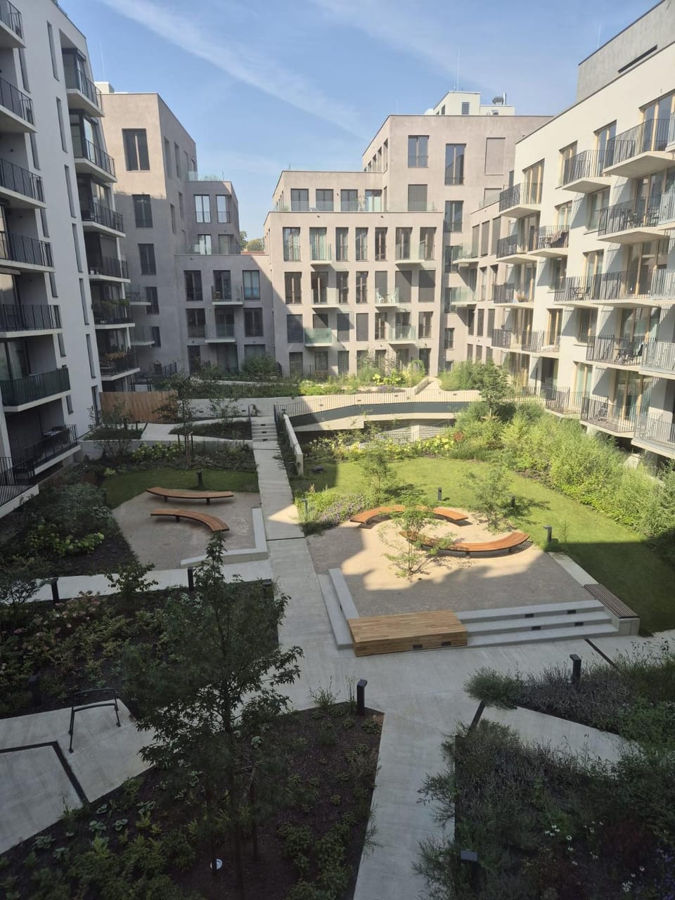 Property building, Spring, Day, Natural landscape, Garden, Garden view