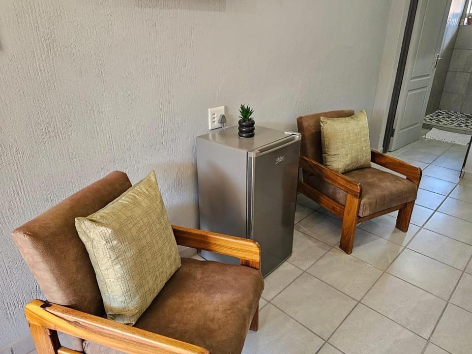 4 Trees Accommodation Motel in South Africa