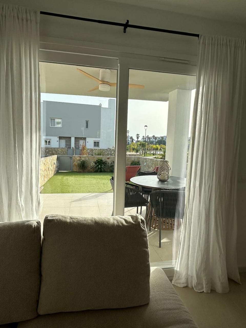 Living room, Garden view, Garden view