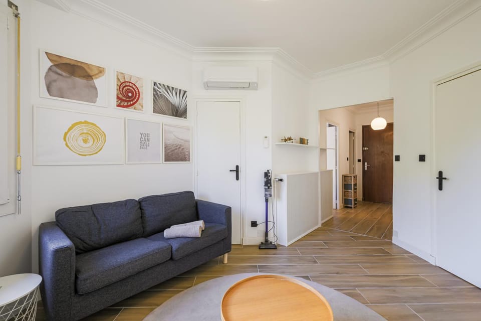 Climatisation 2P rénové 2 personnes très central Apartment in Grenoble