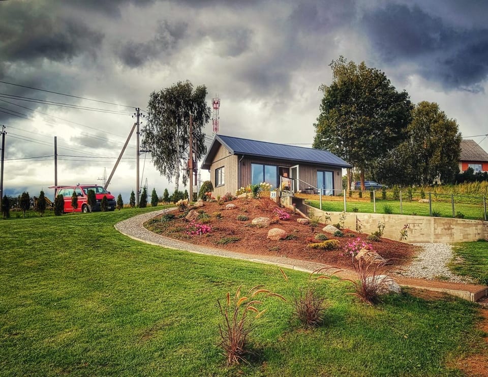 Property building, Day, Natural landscape, Garden, Garden view