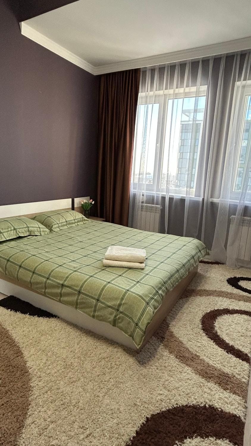 Уютная евродвушка на Ботаническом саду Apartment in Kazakhstan
