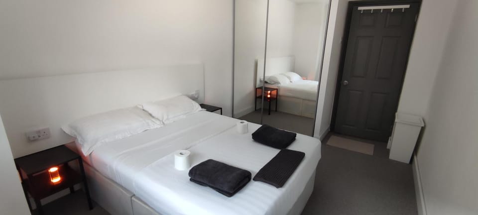 Birds Nest - Dover Street Bed and Breakfast in London Borough of Southwark