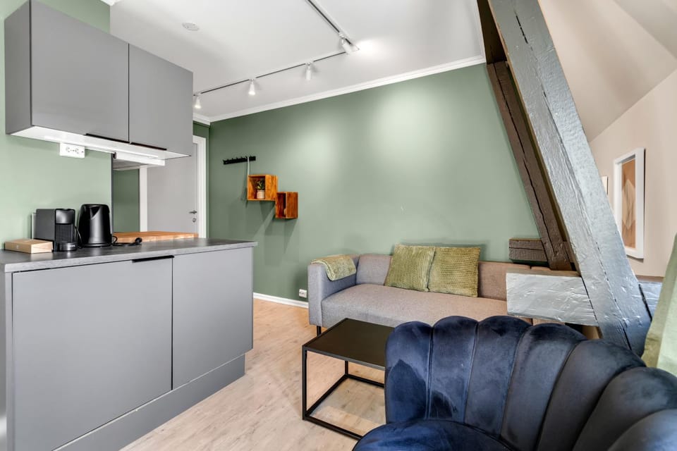 Kitchen or kitchenette, Living room, Seating area
