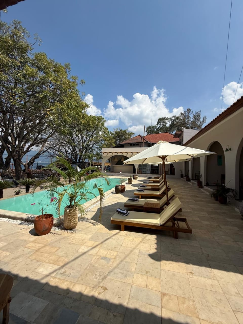 Swimming pool