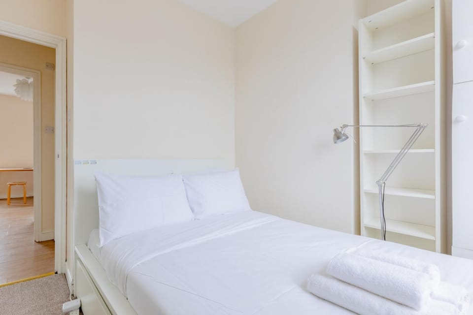 Bright and Airy 1BD Flat in North London Apartment in London Borough of Islington