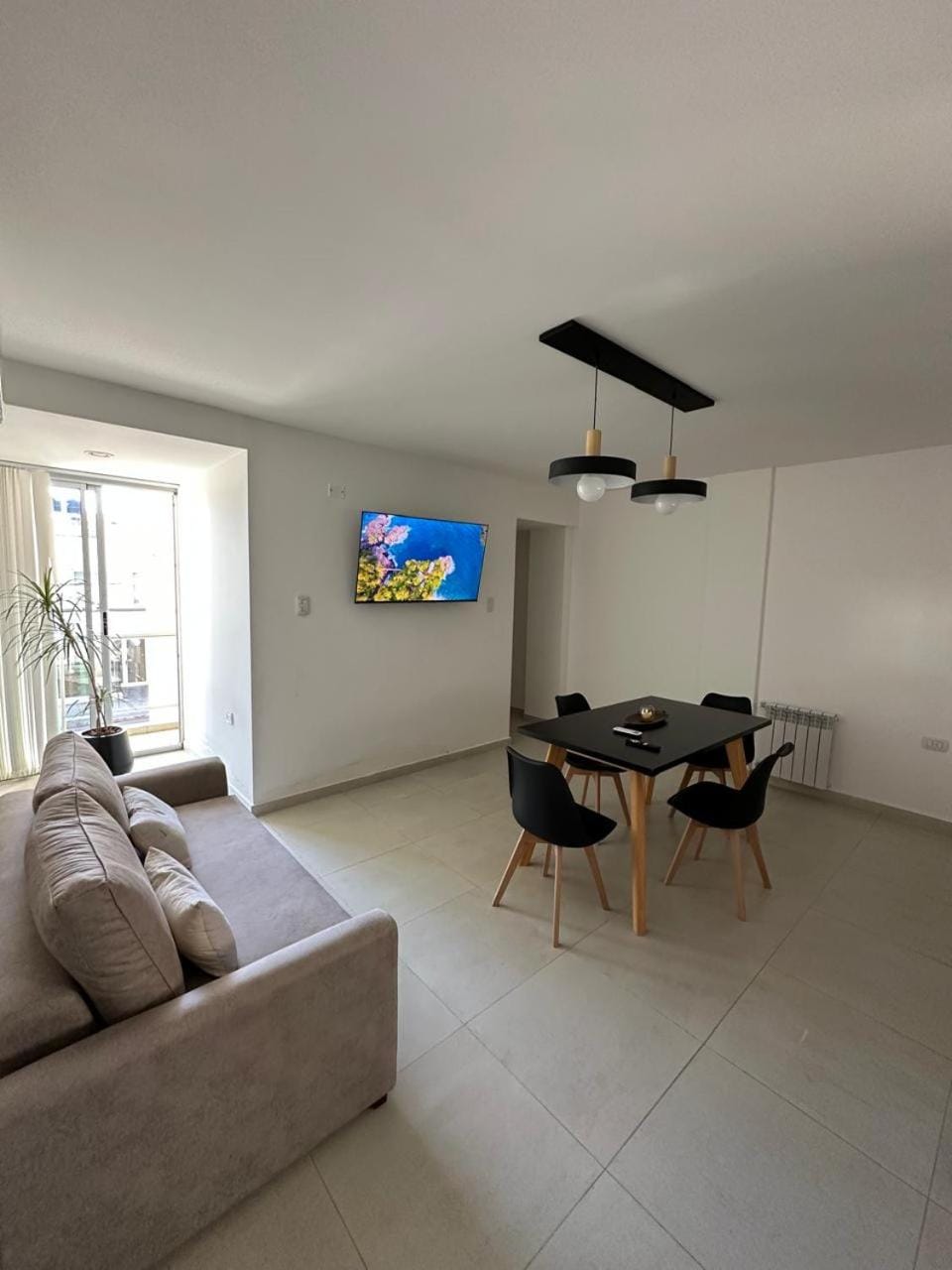 Communal lounge/ TV room, TV and multimedia, Living room, Seating area, Evening entertainment, fireplace