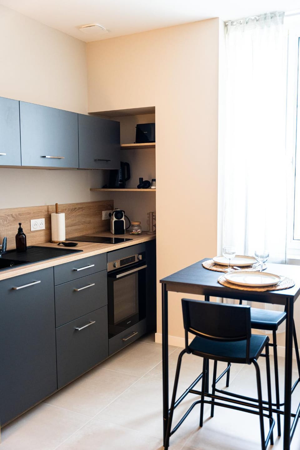 Appartement élégant avec balcon et parking privé Apartment in Provence