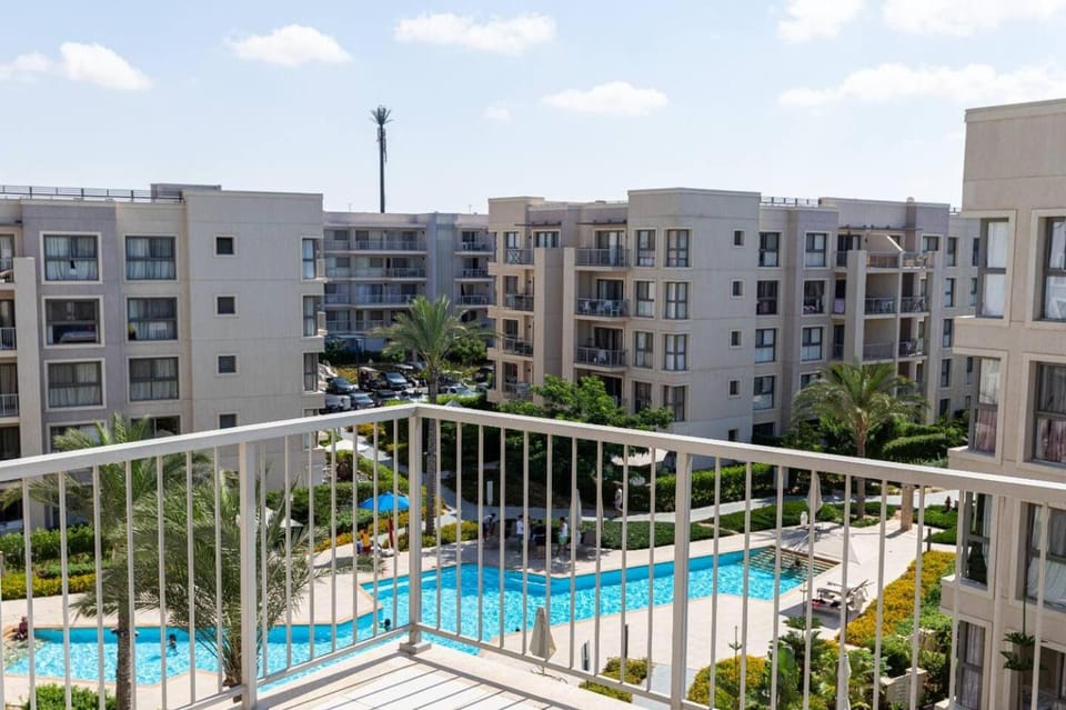 Balcony/Terrace, Pool view