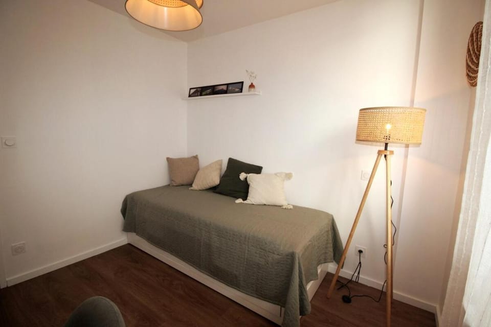 Belle maison de ville, T3, plage à pied St Charles Apartment in Biarritz
