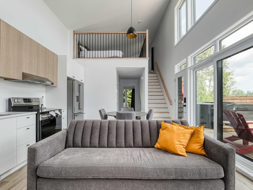 Le Petit Nordik - Spa and Mountain Chalet in Quebec