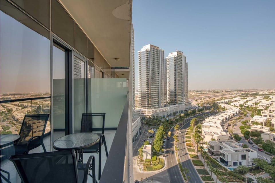 Property building, Day, Bird's eye view, View (from property/room), Balcony/Terrace, City view
